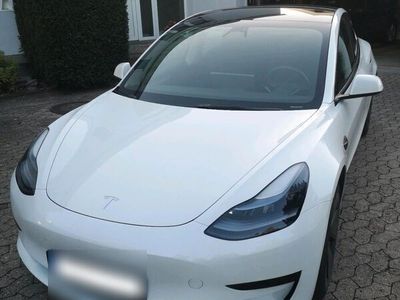 gebraucht Tesla Model 3 