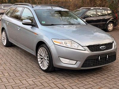 Gebraucht Ford Mondeo Ambiente 125 PS (91 kW) 2009 Silber Limousine
