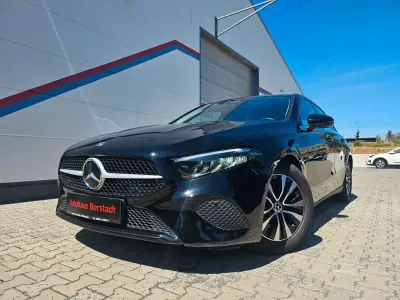 Gebraucht Mercedes A180 116 PS (85 kW) 2023 Schwarz Limousine