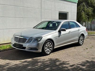 Mercedes E200