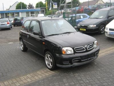 Gebraucht Nissan Micra 82 PS (60 kW) 2002 Schwarz Kleinwagen