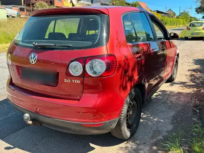 Gebraucht VW Golf VI Edition 140 PS (102 kW) 2009 Rot Kleinwagen