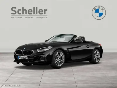 Gebraucht BMW Z4 197 PS (144 kW) 2024 Black sapphire Cabrio