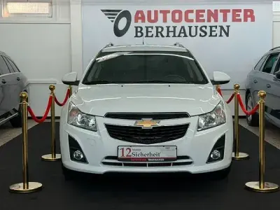 Gebraucht Chevrolet Cruze LTZ 141 PS (103 kW) 2013 Weiß Kombi