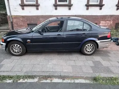 Gebraucht BMW 316 116 PS (85 kW) 2001 Blau Limousine