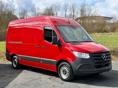 Gebraucht Mercedes Sprinter 150 PS (110 kW) 2021 Rot Van