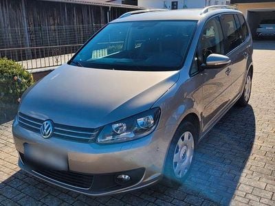 Gebraucht VW Touran Life 105 PS (77 kW) 2013 Beige Van / Kleinbus