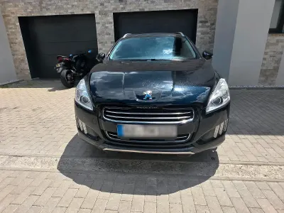 Gebraucht Peugeot 508 RXH 200 PS (147 kW) 2014 Schwarz Kombi