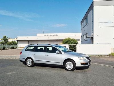 Gebraucht VW Passat Trendline 140 PS (102 kW) 2011 Silber Kombi