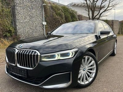 Usado BMW 740L 340 HP (250 kW) 2022 Preto Sedan