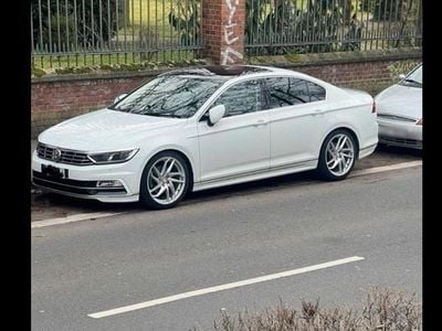 Gebraucht VW Passat R-line 150 PS (110 kW) 2017 Weiß Limousine