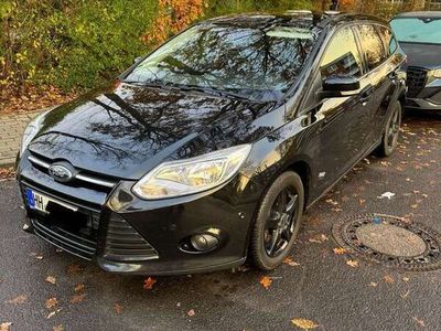 gebraucht Ford Focus Turnier 1.6 TDCi DPF Titanium