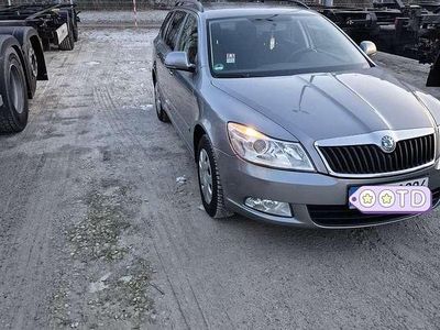 Gebraucht Skoda Octavia Family 105 PS (77 kW) 2012 Kombi
