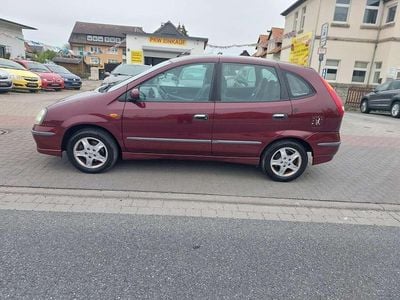 Usata Nissan Almera Tino Acenta 116 CV (85 kW) 2005 Rosso Monovolume