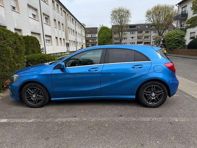 Second-hand Mercedes A200 Urban 156 CP (114 kW) 2014 Albastru Berlinǎ