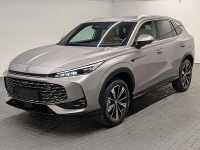 Nuova MG HS Luxury 170 CV (125 kW) 2026 Argento SUV