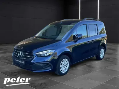 Gebraucht Mercedes T180 Progressive 116 PS (85 kW) 2025 Cavansitblau metallic Van / Kleinbus