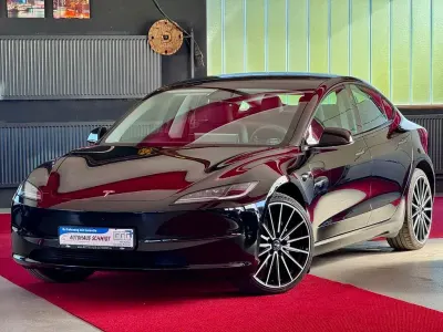 Gebraucht Tesla Model 3 366 kW (498 PS) 2023 Diamond black Limousine
