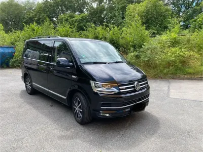 Gebraucht VW Multivan Highline 199 PS (146 kW) 2019 Schwarz Van / Kleinbus