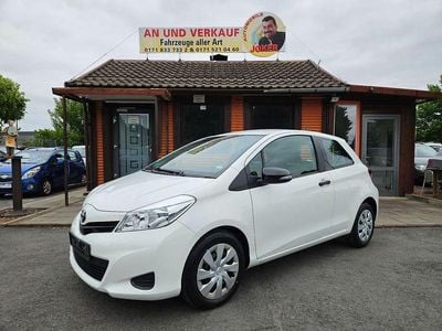 Gebraucht Toyota Yaris Cool 69 PS (50 kW) 2012 Weiß Kleinwagen