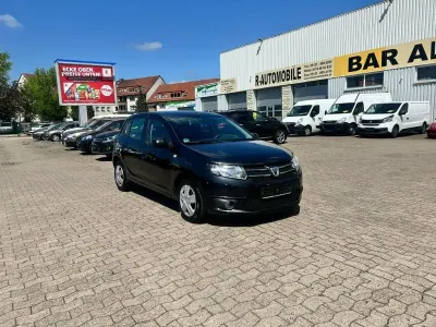 Gebraucht Dacia Sandero Lauréate 75 PS (55 kW) 2013 Schwarz Limousine