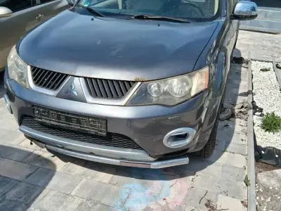 Begagnad Mitsubishi Outlander Instyle 190 HK (139 kW) 2007 Grå SUV