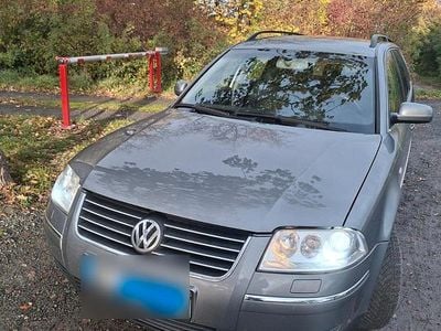 Usata VW Passat 150 CV (110 kW) 2003 Argento Station wagon