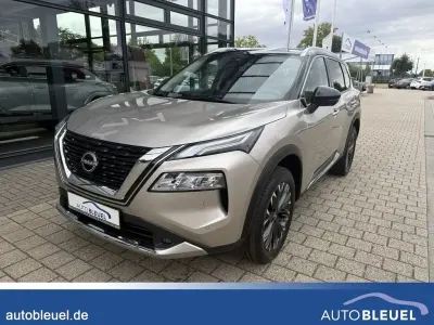 Neu Nissan X-Trail Tekna 163 PS (119 kW) 2026 Silber SUV