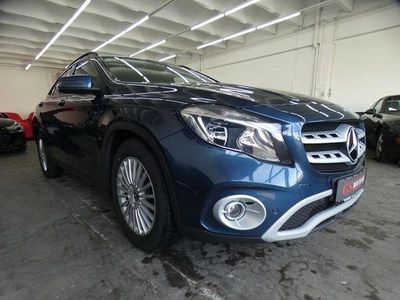 Gebraucht Mercedes GLA220 184 PS (135 kW) 2019 Blau SUV
