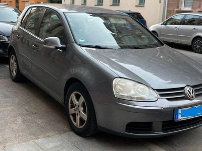 Gebraucht VW Golf IV 140 PS (102 kW) 2005 Grau Limousine