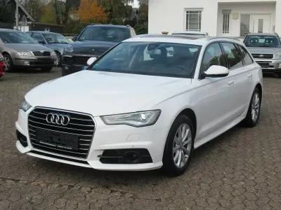 Gebraucht Audi A6 Comfort 150 PS (110 kW) 2017 Weiß Kombi