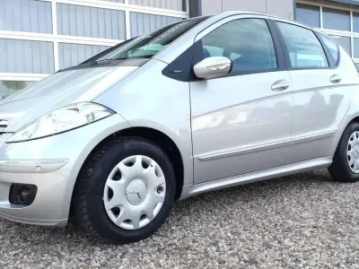 Gebraucht Mercedes A170 Avantgarde 116 PS (85 kW) 2008 Silbermetallic Limousine