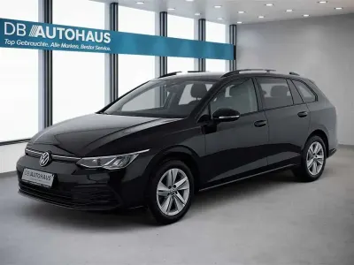 Gebraucht VW Golf VIII Life 110 PS (80 kW) 2024 Schwarz Kombi