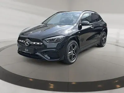 Gebraucht Mercedes GLA250 163 PS (119 kW) 2025 Schwarz metalliclack kosmosschwarz SUV