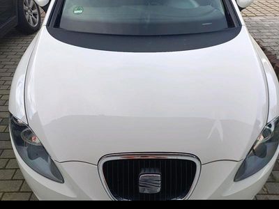 Gebraucht Seat Leon 125 PS (91 kW) 2009 Weiß Kleinwagen