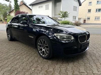 BMW 750