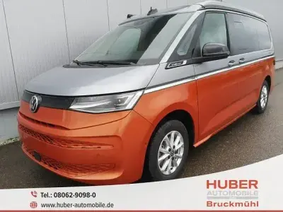 Neu VW California Beach 150 PS (110 kW) 2025 Orange Van
