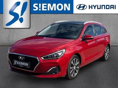 Gebraucht Hyundai i30 Premium 136 PS (100 kW) 2019 Rot Kombi