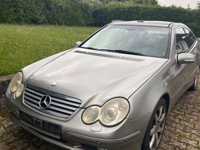 Mercedes C180
