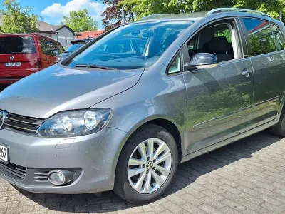 Gebraucht VW Golf Plus Cross Style 122 PS (89 kW) 2011 Silber Van / Kleinbus