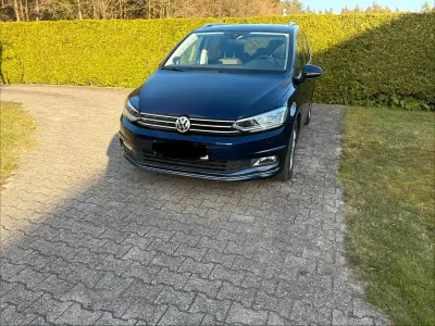 Gebraucht VW Touran 150 PS (110 kW) 2016 Blau Van / Kleinbus