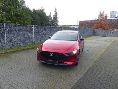 Neu Mazda 3 Homura-Line 140 PS (102 kW) 2025 Rot Limousine