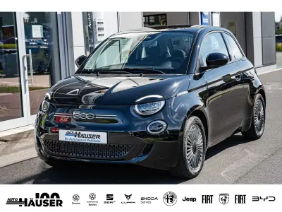 Gebraucht Fiat 500e Icon 86 kW (118 PS) 2022 Schwarz Kleinwagen