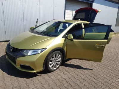 Gebraucht Honda Civic Sport 150 PS (110 kW) 2013 Gelb Limousine