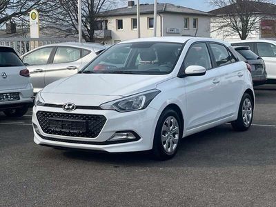 gebraucht Hyundai i20 blue Classic Klima EURO6