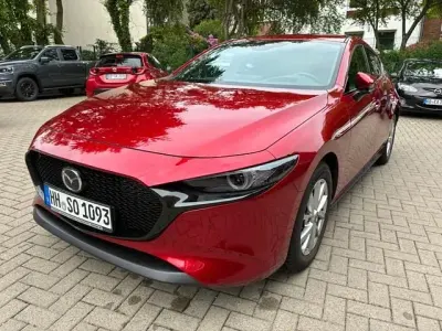 Gebraucht Mazda 3 Exclusive-Line 140 PS (102 kW) 2024 Rot Limousine