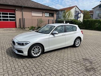 Usata BMW 118 Advantage 136 CV (100 kW) 2016 Bianco Utilitaria