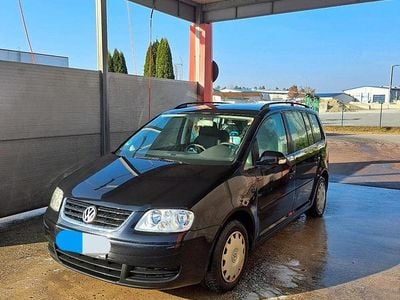 Schwarz Gebraucht 2005 VW Touran Van / Kleinbus | 1.600 € (Guter Preis)
