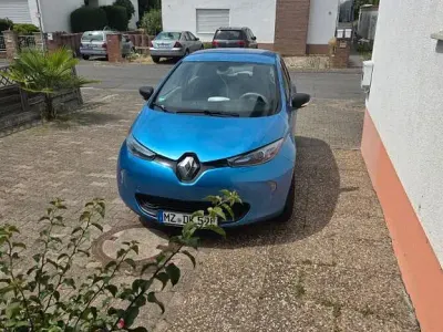 Gebraucht Renault Zoe Life 42 kW (58 PS) 2019 Blau Kleinwagen