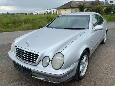 Gebraucht Mercedes CLK320 218 PS (160 kW) 1999 Silber Coupé